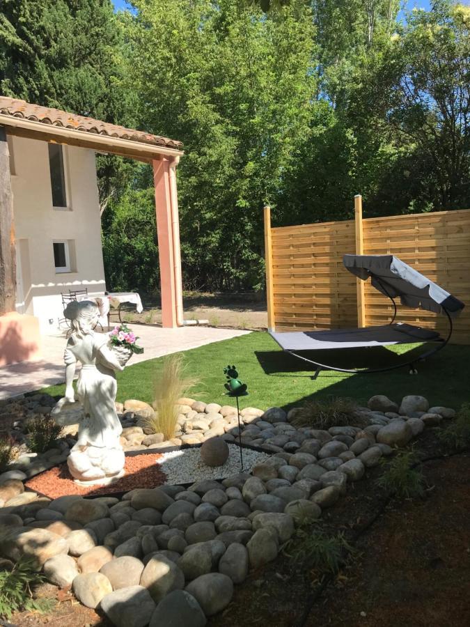 Maison 4 Etoiles Et Studio 3 Etoiles Independants Avec Piscine LʼIsle-sur-la-Sorgue Dış mekan fotoğraf